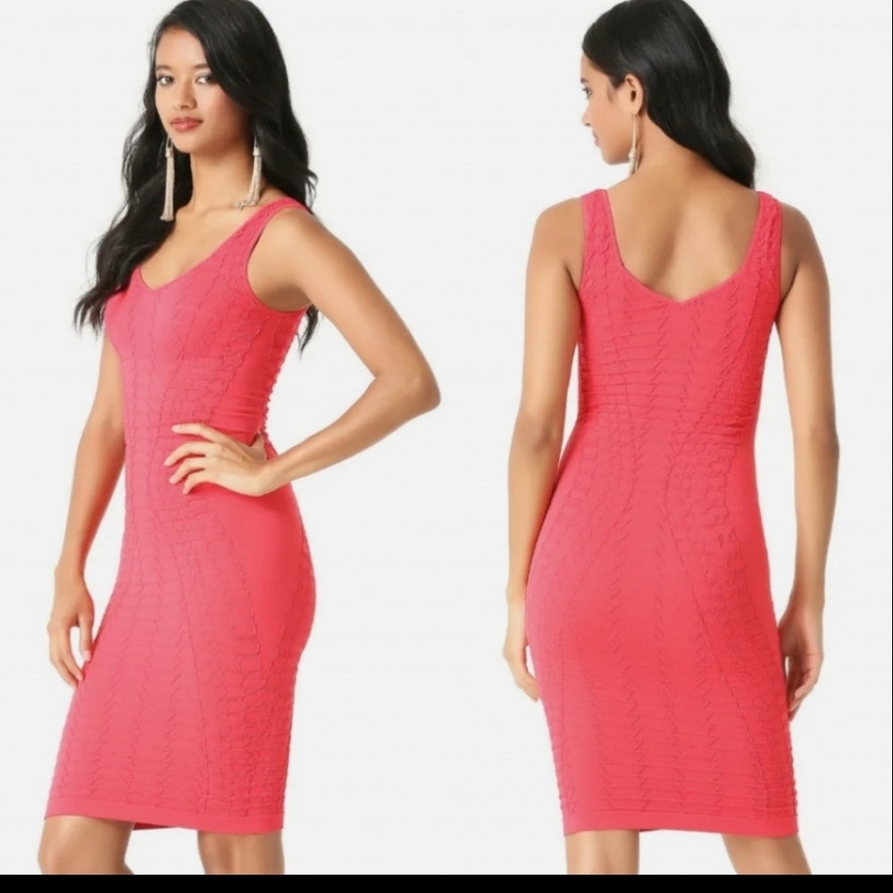 bebe textured Bodycon dress in Coral sz P/S NWT